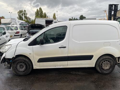 Instrument cluster CITROËN BERLINGO MULTISPACE (B9) 1.6 HDi 110 | BP25570674C47 