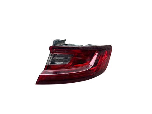 Høyre baklys RENAULT MEGANE IV Hatchback (B9A/M/N_) 1.8 RS TCe 280 (B9M6) (279 hp) 25505854