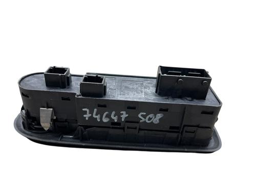 Used Left front window switch Left front window switch PEUGEOT 508 SW I (8E_) 2.0 HDi (163 hp) 26652619 26652619