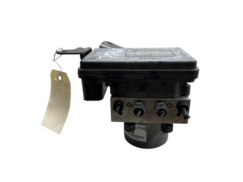 Used ABS pump ABS pump HYUNDAI TUCSON (TL, TLE) 1.6 CRDi (136 hp) 32207692 32207692