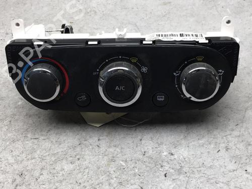 Climate control RENAULT CAPTUR I (J5_, H5_) 1.5 dCi 90 (J5N4, J5M5, J5MW, J5M6, J5AL, J5AJ) | BP25555889I5 - Image 3