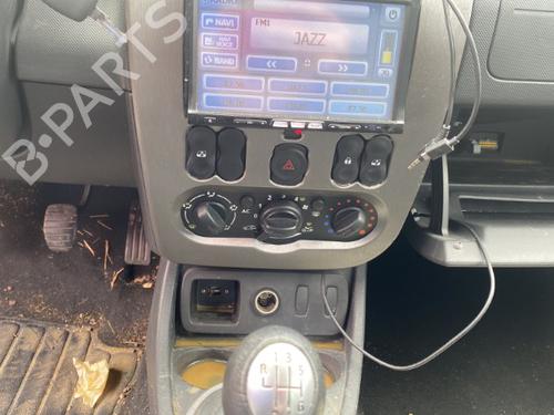Climate control DACIA DUSTER (HS_) 1.5 dCi (HSMC) | BP25542391I5 - Image 10