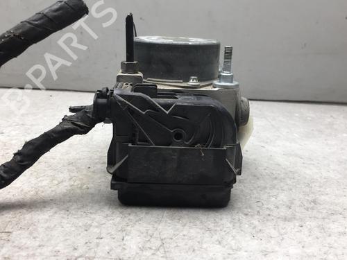 Used ABS pump FIAT 500 (312_) 1.2 (312AXA1A) (69 hp) 25521407
