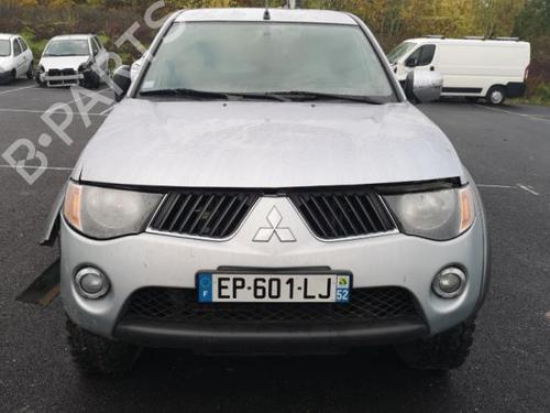 Højre forlygte MITSUBISHI L200 / TRITON (KA_T, KB_T) 2.5 DI-D 4WD (KB4T) | BP25560516C29 
