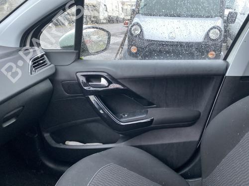 Starter PEUGEOT 208 I (CA_, CC_) 1.2 VTI 82 | BP26293811M8 