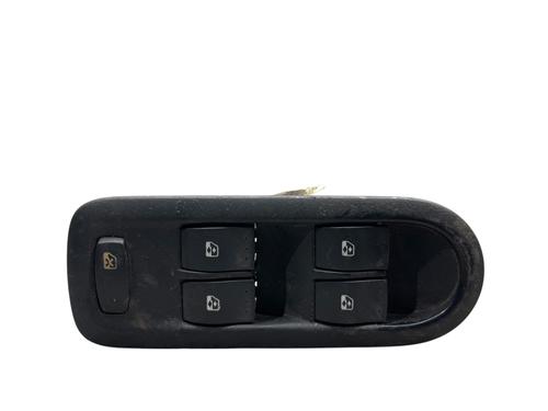Used Left front window switch Left front window switch RENAULT MEGANE II (BM0/1_, CM0/1_) 2.0 dCi (BM1K, CM1K) (150 hp) 30792029 30792029