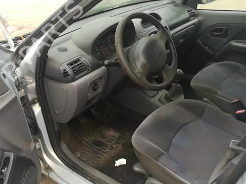 Switch RENAULT CLIO II Hatchback Van (SB0/1/2_) 1.9 D (SB0R) | BP25516506I30 