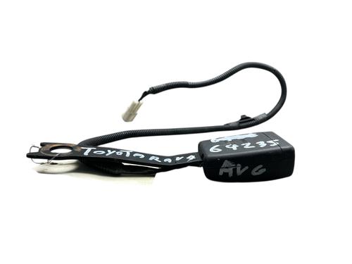 Used Seat buckle TOYOTA RAV 4 IV (_A4_) 2.0 D (ALA40_, ALA40R) (124 hp) 25517227