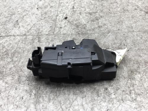 Used Tailgate lock Tailgate lock OPEL CROSSLAND X / CROSSLAND (P17, P2QO) 1.2 (75) (110 hp) 25565824 25565824