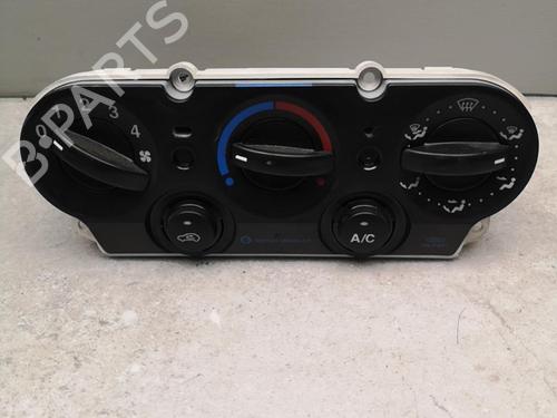 Airco bedieningspaneel FORD FIESTA V (JH_, JD_) 1.4 TDCi (68 hp) 25554179