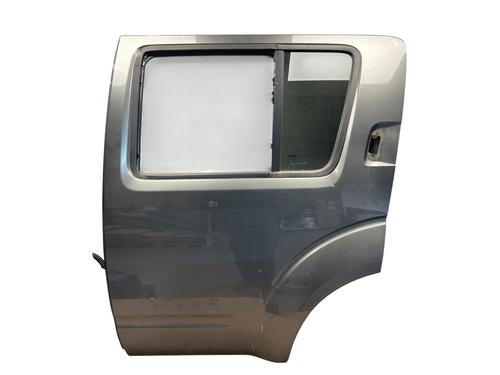 Used Left rear door Left rear door NISSAN PATHFINDER III (R51) 2.5 dCi 4WD (174 hp) 33550510 33550510