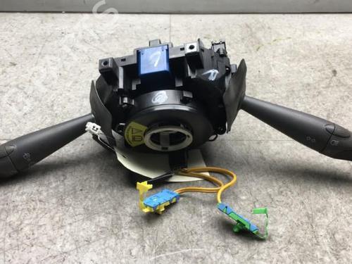 Commodo Essuie Glace / Phare FIAT MULTIPLA (186_) 1.9 JTD (186AXE1A) (120 hp) 25521772