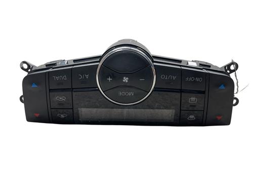 climate-control-nissan-pulsar-hatchback-c13-2014-33234316 main image