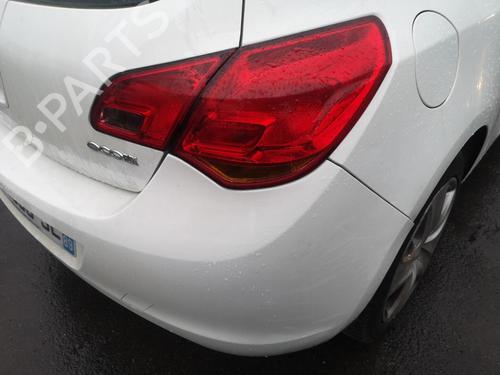 Left tailgate light OPEL ASTRA J (P10) 1.3 CDTI (68) | BP25561260C79 