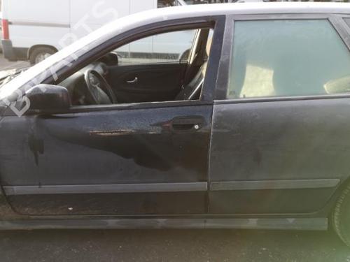 Left taillight VOLVO V40 Estate (645) 2.0 | BP25524568C34 