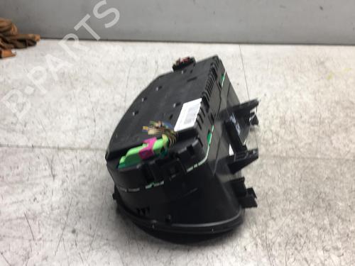 Used Instrument cluster VW POLO IV (9N_, 9A_) 1.4 16V (80 hp) 25560555