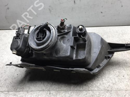 right-headlight-citroen-saxo-s0-s1-1996-1997-1998-1999-2000-2001-2002-2003-2004-25546032 main image