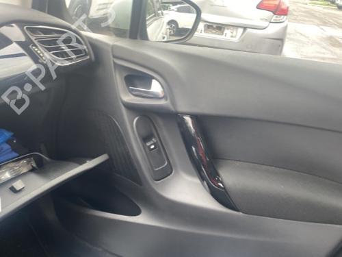 Left sun visor CITROËN C3 II (SC_) 1.2 VTi 82 | BP25549381I1 - Image 13