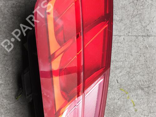Used Right taillight Right taillight 25576106 25576106