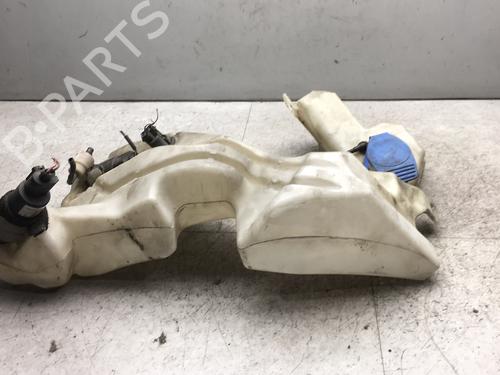 Used Windscreen washer tank AUDI A4 B7 Avant (8ED) 3.0 TDI quattro (204 hp) 25546095