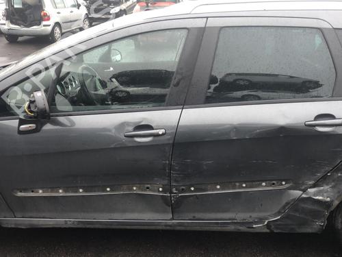Steering column stalk PEUGEOT 308 SW I (4E_, 4H_) 1.6 HDi | BP25556789I23 