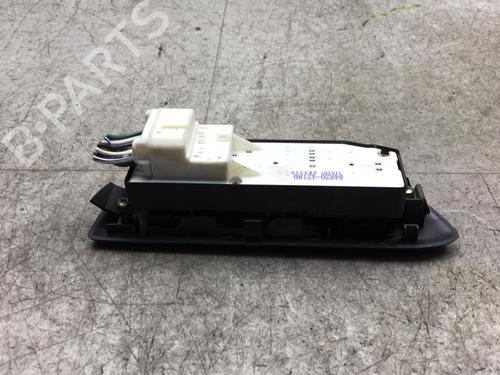 Used Left front window switch Left front window switch TOYOTA RAV 4 II (_A2_) 2.0 D 4WD (CLA20_, CLA21_, CLA20R, CLA21R) (116 hp) 25528274 25528274