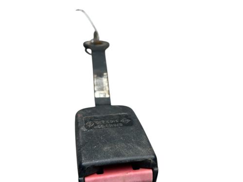 Used Seat buckle DACIA DOKKER MPV (KE_) 1.5 dCi / Blue dCi 75 (KEAJ, KEAH, KEJW) (75 hp) 26652657