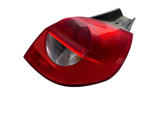 right-taillight-renault-clio-iii-br01-cr01-2005-2006-2007-2008-2009-2010-2011-2012-2013-2014-32024882 main image