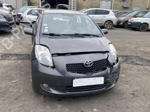Radio TOYOTA YARIS (_P9_) 1.4 D-4D (NLP90_, NLP90R) | BP25572543E6 