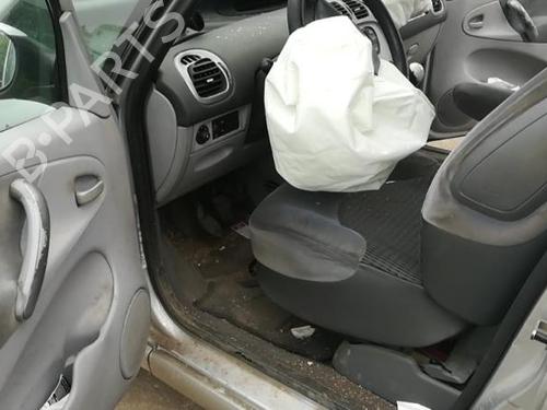 Left front door CITROËN XSARA PICASSO (N68) 1.6 HDi | BP25577539C2 
