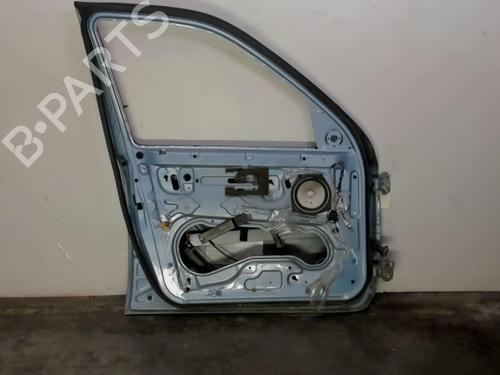 Left front door LAND ROVER FREELANDER I (L314) 2.0 Td4 4x4 | BP25517203C2