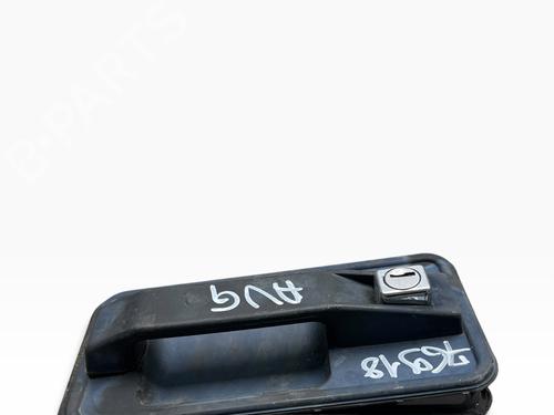 Used Front left exterior door handle Front left exterior door handle 38682267 38682267
