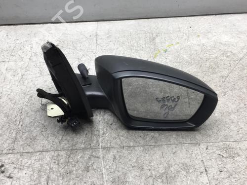 Used Right mirror VW POLO V (6R1, 6C1) 1.2 TDI (75 hp) 25545862