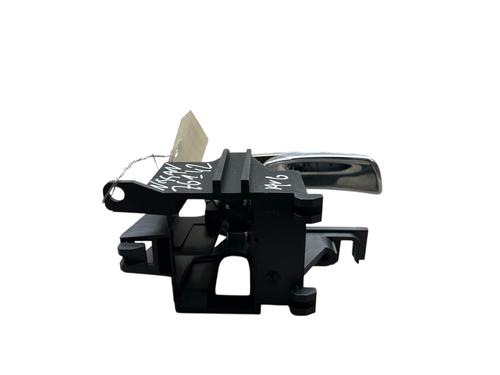 Used Front left interior door handle Front left interior door handle NISSAN PATHFINDER III (R51) 2.5 dCi 4WD (174 hp) 33444029 33444029