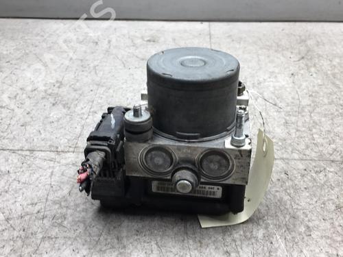 ABS pump RENAULT CLIO II (BB_, CB_) 1.5 dCi (B/CB07) | BP25529327M43 