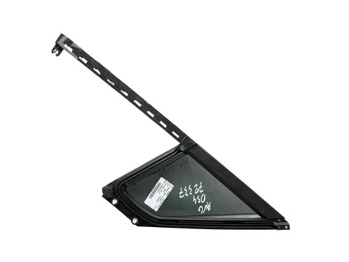 front-left-quarter-glass-citroen-ds4-nx_-2011-2012-2013-2014-2015-25549648 main image