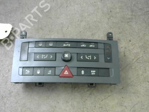 Used Climate control PEUGEOT 407 Coupe (6C_) 2.7 HDi (204 hp) 25532457