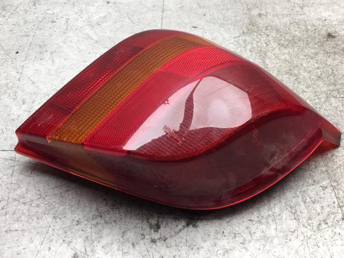 Used Left taillight FORD FIESTA III (GFJ) 1.1 (50 hp) 25555952