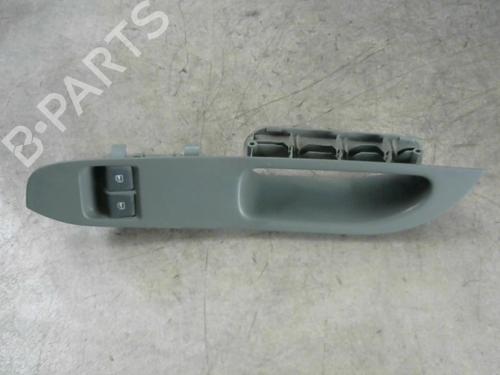 Mando elevalunas delantero izquierdo SEAT IBIZA III (6L1) 1.4 TDI (70 hp) 25532375