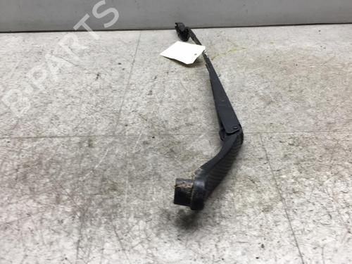 Used Front windshield wiper arm PEUGEOT RCZ 2.0 HDi (163 hp) 25566292