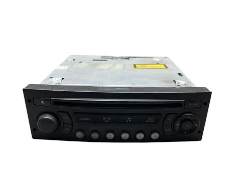 Used Radio Radio 37997710 37997710