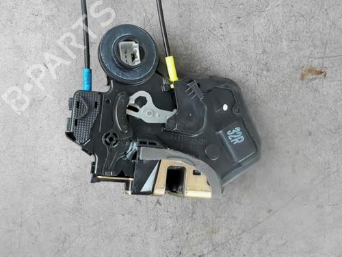Rear right lock TOYOTA AVENSIS (_T25_) 2.2 D-CAT (ADT251_, ADT251R) | BP25583967C99