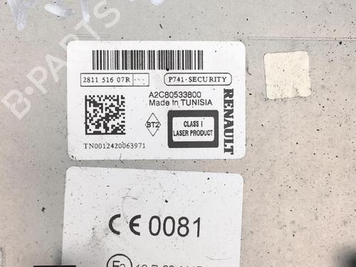 Radio RENAULT TWINGO II (CN0_) 1.2 16V (CN04, CN0B) | BP25551973E6 