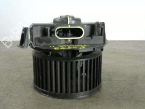 Used Heater blower motor RENAULT TWINGO II (CN0_) 1.2 16V (CN04, CN0B) (75 hp) 25524763
