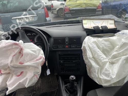 Front left lock VW GOLF IV (1J1) 1.6 16V | BP28203713C98 