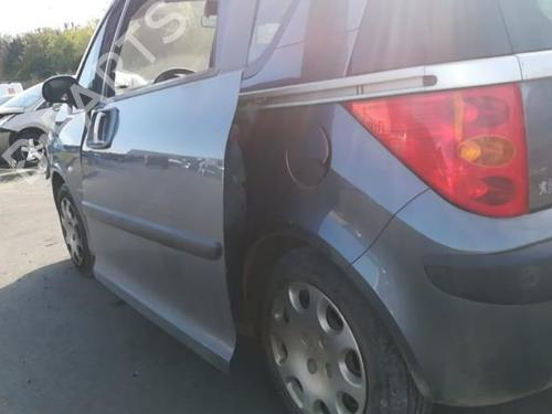 Right headlight PEUGEOT 1007 (KM_) 1.4 16V | BP25576876C29  - Image 5