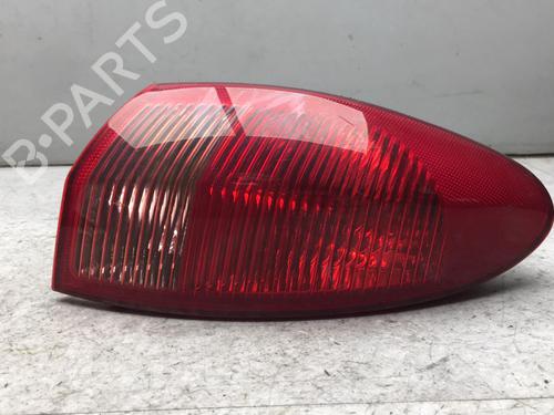 Højre baglygte ALFA ROMEO 147 (937_) 1.9 JTDM 8V (937.AXD1A, 937.AXU1A, 937.BXU1A) (120 hp) 25517523