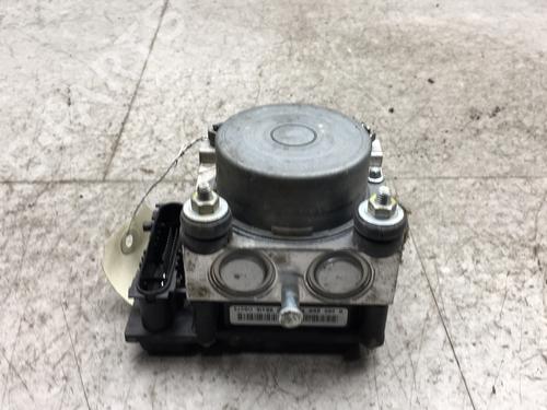 Used ABS pump RENAULT CLIO III (BR0/1, CR0/1) 1.2 16V (BR02, BR0J, BR11, CR02, CR0J, CR11) (75 hp) 25545797