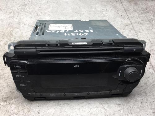 Used Radio SEAT IBIZA IV (6J5, 6P1) 1.6 TDI (105 hp) 25551063