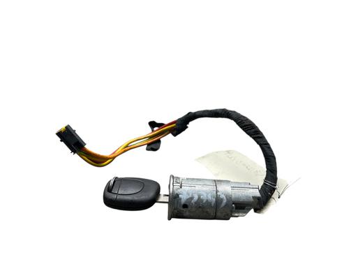 Rattlås /Tenningslås RENAULT CLIO II Hatchback Van (SB0/1/2_) 1.9 D (SB0R) (54 hp) 30599248